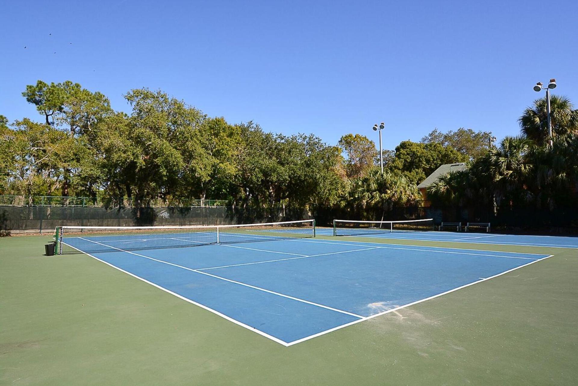 Affordable Two Bedroom Tropical Condo - Private Beach, Pools, Hot Tub St. Petersburg Exteriör bild